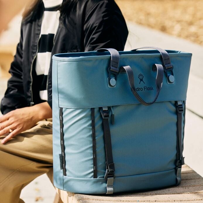 Carryout™ Soft Cooler Tote 30 L image 35