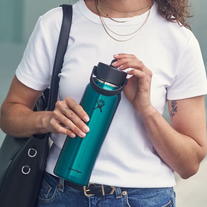 32 oz Lightweight Flex Straw Bottle image 18